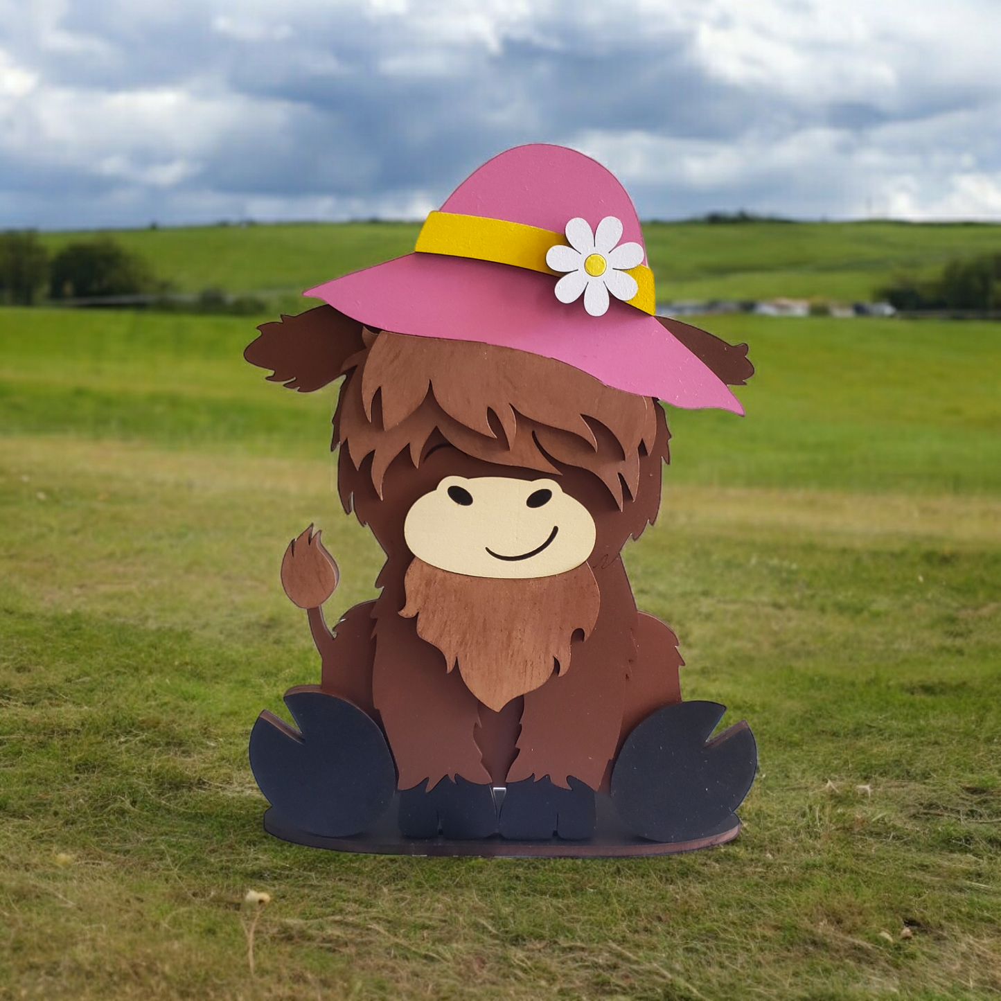 Standing Highland Cow with Interchangeable Seasonal Hats